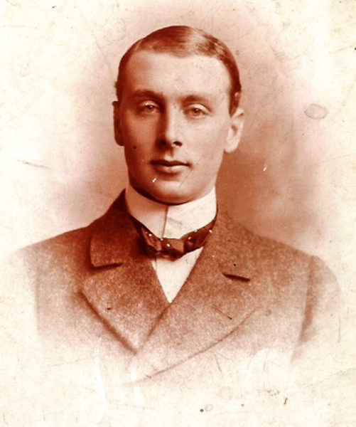 Billy Kimber as a young man. Photo by anonymous (date unknown). Image: Brian McDonald.