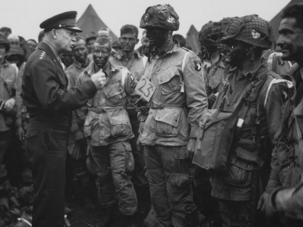 Gen. Eisenhower addresses American paratroopers prior to D-Day. US Army photo (5 June 1944)