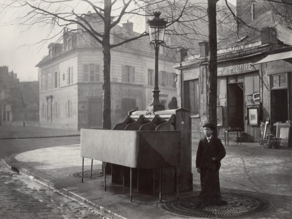 Cast iron and slate urinal with three stalls. Avenue du Maine, Paris. Photo by Charles Marville (c. 1865). Gift; Government of France; 1881. PD-100+. Wikimedia Commons.