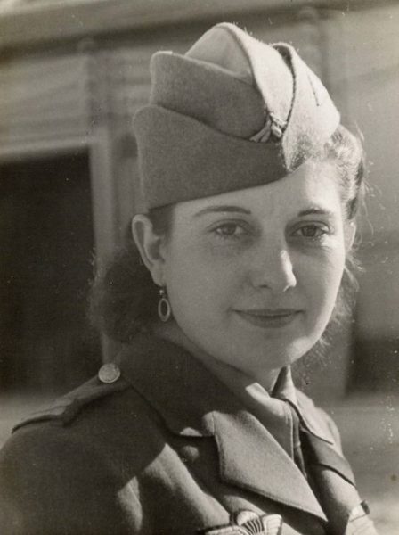 Lieutenant Jeannette Guyot, Free French Forces. Photo by anonymous (c. 1944). With gratitude to Dominique Soulier and Collection SUSSEX 1944 – MM Park – 67610 La Wantzenau.