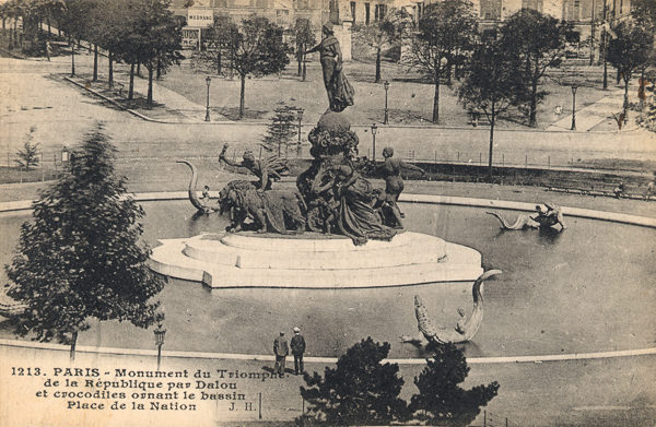 The Triumph of Republic (1899), Place de la Nation. Notice the alligators and serpents in the basin. Sculpture by Jules Dalou. Postcard photo by anonymous (c. 1910). PD-70+. Wikimedia Commons.