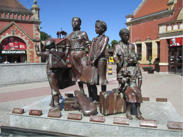 Kindertransport memorial in Gdansk, Poland. Photo by Dr. Avishai Teicher (2013). 