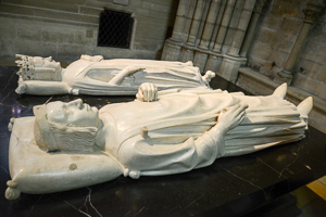 Sarcophagus of a king and queen of France. Photo by Dan Owen (2013). Saint-Denis Cathedral. 