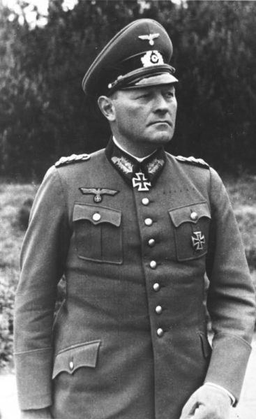 Generaloberst Erich Hoepner. Photo by anonymous (1939). German Federal Archives. PD-Bundesarchiv, Bild 146-1971-068-10/CC-BY-SA 3.0. Wikimedia 