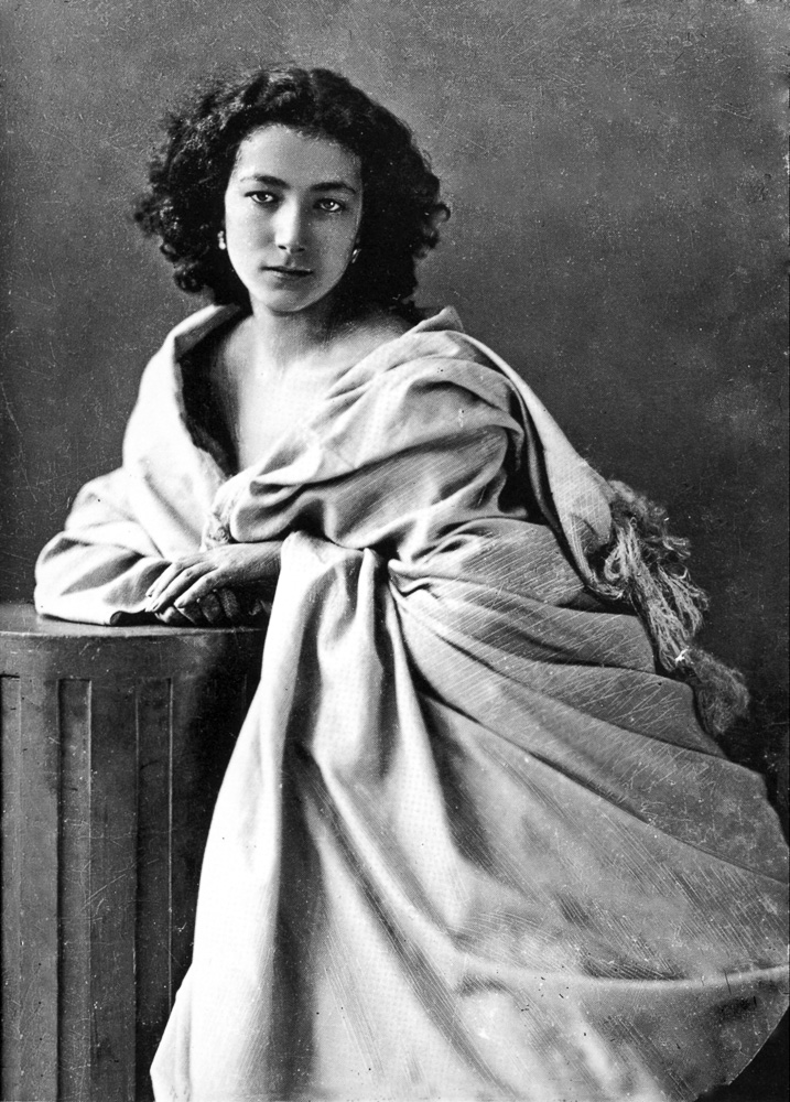 Sarah Bernhardt. Photo by Félix Nadar (c. 1864). PD-100+. Wikimedia Commons.