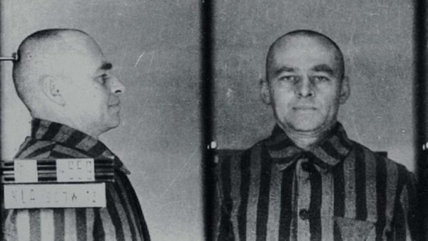 Witold Pilecki’s Auschwitz prisoner mug shots. The triangle stitched to his jacket (lower right) was red denoting Pilecki’s status as a political prisoner. Photo by anonymous (c. 1941). 