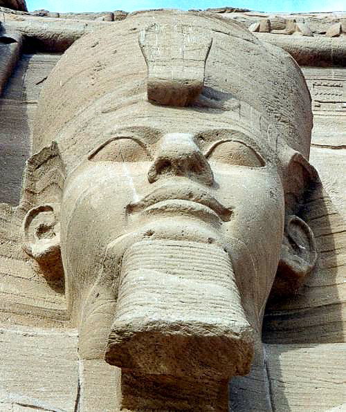 Sculpture of Pharaoh Ramses II in Abu Simbel, Egypt. Photo by Hajor (2001). PD-CCA-Share Alike 1.0 Generic. Wikimedia Commons.