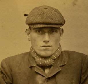 Police mugshot of “Peaky Blinder” Stephen McHickie. Photo by anonymous (date unknown). 
