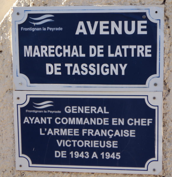 Plaque and street sign honoring Jean de Lattre de Tassigny, Marshal of France (Frontignan, France). Photo by Fagairolles (2012). PD-CCA-Share Alike 4.0. Wikimedia Commons.