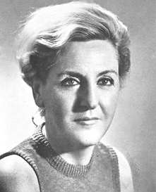 Carla Capponi (1918-2000). Carla was a vice-commander of a Gruppi di azione patriottica squad (Patriotic Action Group). She was described as “a young blonde woman who went out at night to shoot Germans.” Photo by anonymous (date unknown). 