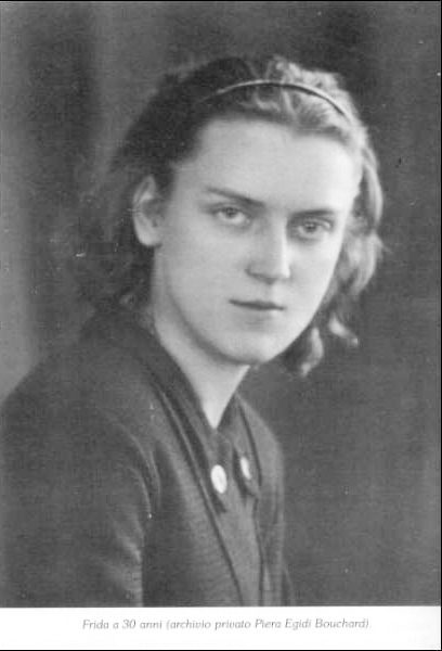 Frida Malan (1917-2002). She joined the resistance on 8 September 1943 and her first assignments were protecting the Jews. Frida would go from town to town in a wedding dress pretending to be married but actually, gathering information. She became an active combatant with the Action Party. Photo by anonymous (c. 1947). Private archives of Piera Egidi Bouchard.
