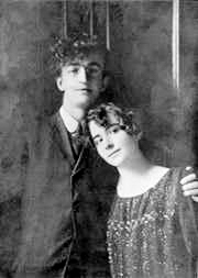 Piero Gobetti and Ada Prospero. Photo by anonymous (c. prior to 1940). 