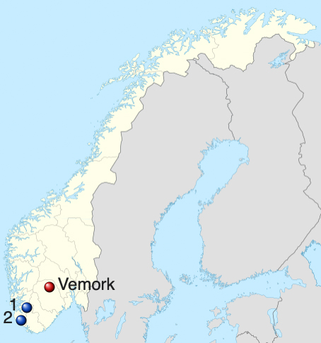 Map of Norway reflecting site of the hydroelectric plant (Vemork) and the two sites where the gliders crashed (1 & 2). Map by NordNordWest (c. 2008). PD-GNU Free Documentation License. Wikimedia Commons.