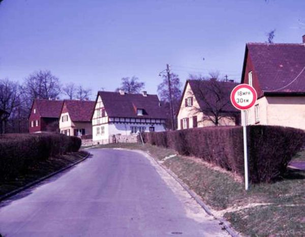 Older buildings at Camp King used to house defectors during their interrogation. Photo by anonymous (c. 1967). Courtesy Maurice Cammark. www.campkinggermany.net