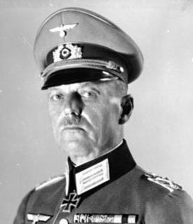 Generalfeldmarshall Gerd von Rundstedt. Photo by anonymous (c. 1940). Bundesarchiv, Bild 183-08129/CC-BY-SA 3.0. PD-CCA-Share Alike 3.0 Germany. Wikimedia Commons.