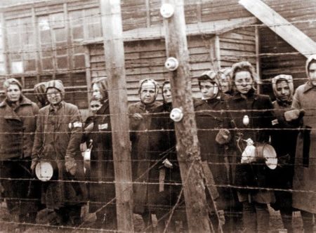 Women inmates at KZ Ravensbrück. Photo by anonymous (date unknown). 