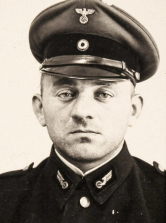 Paul Ogorzow in his Berlin S-Bahn uniform. Photo by anonymous (c. pre-1941). Landesarchiv Berlin.