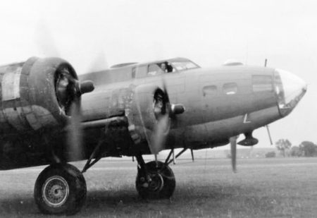 B-17F. Photo by anonymous (c. pre-1944). 