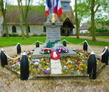 Memorial at Îlliers l’Évêque. Photo by Jean-Pierre Curato (8 May 2022). Courtesy of Pat Vinycomb.