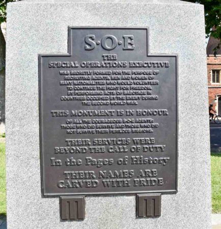 The plaque commemorating the courageous SOE agents of World War II. Photo by Sandy Ross (14 June 2022).