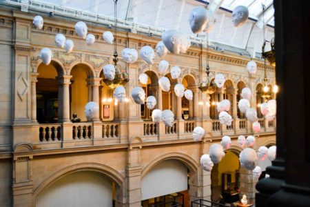Inside the Kelvingrove Art Gallery and Museum. The “Floating Heads” exhibit by Sophie Cave (2009). Photo by Sandy Ross (17 June 2022).