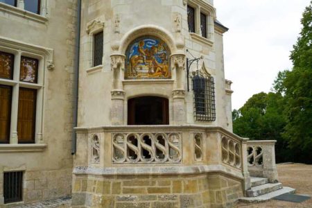 Front steps of Château de Candé. Photo by anonymous (date unknown).