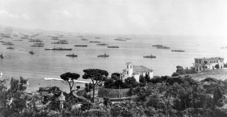 Part of the invasion fleet of “Operation Dragoon,” during the invasion of Southern France. Photo by U.S. Navy (c. August 1944). PD-U.S. Government. Wikimedia Commons. 