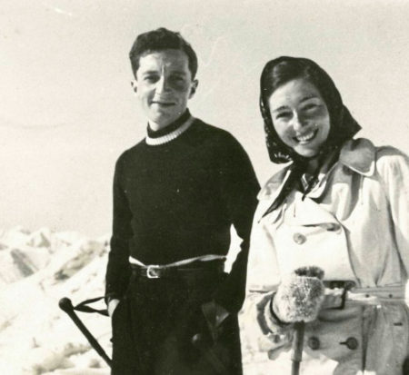 Krystyna Skarbek skiing with Józef Radzimiński. Photo by anonymous (pre-war). Courtesy of Anna Bugno/Clare Mulley. 