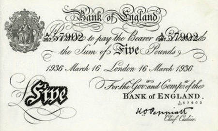 An “Operation Bernhard” forgery of the Bank of England five-pound note. Photo by anonymous-unable to determine owner (c. 1945). PD-Expired copyright. Wikimedia Commons.