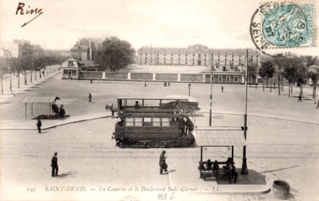 Saint-Denis Caserne. Postcard photo by anonymous (date unknown). PD-Author’s life plus 70 years or fewer. Wikimedia Commons.