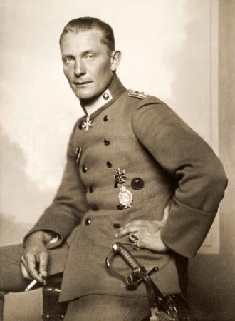 Hermann Göring, fighter pilot during World War I. Photo by Nicola Perscheid (c. 1918). PD-Author’s life plus 80 years or fewer. Wikimedia Commons.