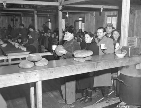 Jewish displaced persons at the Bindermichl displaced persons camp in Linz, Germany. Photo by Lepore (c. post-1946). United States Holocaust Memorial Museum. PD-U.S. Government. Wikimedia Commons.