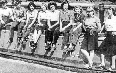 The “Idle Women” were the canal based equivalents of the Land Girls. Photo by British Waterways (date unknown). The Telegraph. https://www.telegraph.co.uk