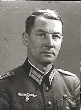 Wim Hosenfeld. Photo by anonymous (c. 1939). PD-Fair Use. Wikimedia Commons.